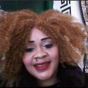 Meet your Posher, Nella